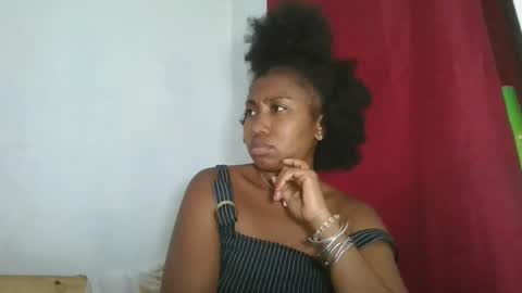 drasomaralda online show from December 1, 1:05 pm