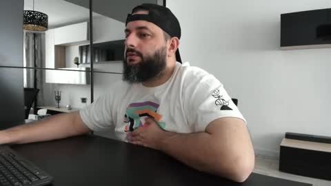 DravenPeak online show from December 5, 10:02 am