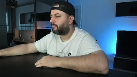 DravenPeak online show from July 18, 3:22 am
