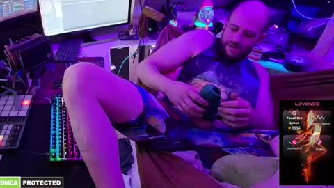 Snapshot of drawingcock chatting on October 5, 11:24 pm drawingcock online show from October 5, 11:24 pm