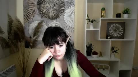Snapshot of dream_caster_ chatting on October 8, 10:13 am dream caster  online show from October 8, 10:13 am