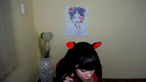 Snapshot of dream_caster_ chatting on October 13, 6:46 am dream caster  online show from October 13, 6:46 am