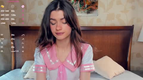 Snapshot of dream_melody chatting on October 5, 8:56 am Hi Im Monika Welcome to my room online show from October 5, 8:56 am
