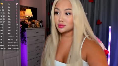  Mary   pvt open    use pink and blue app lovense online show from April 2, 3:31 pm