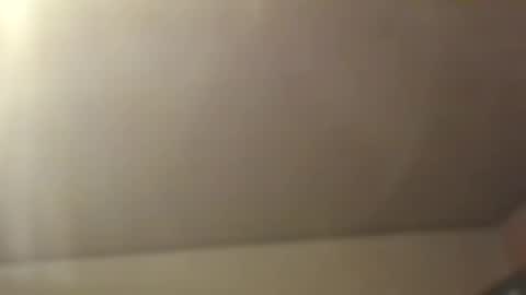 Snapshot of dreambob chatting on November 1, 12:01 am Dreambob online show from November 1, 12:01 am