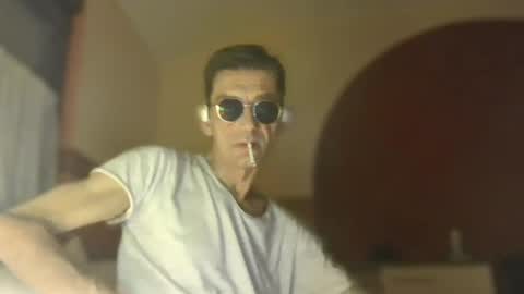 Snapshot of dreambob chatting on November 5, 2:00 am Dreambob online show from November 5, 2:00 am