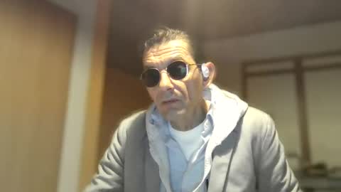 Snapshot of dreambob chatting on November 22, 5:56 pm Dreambob online show from November 22, 5:56 pm