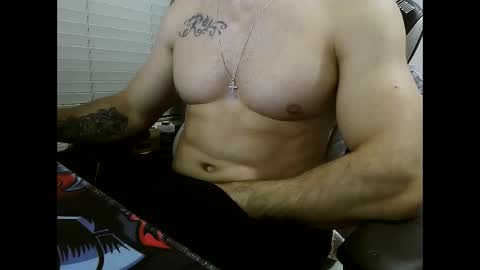 Snapshot of dreamering chatting on September 23, 9:18 pm Dreaming on going live with a woman p online show from September 23, 9:18 pm