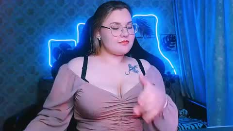 Snapshot of dreamforyoue2 chatting on August 1, 7:57 pm dreamforyoue2 online show from August 1, 7:57 pm