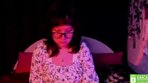 Snapshot of dreamgirllove chatting on October 23, 10:30 pm Billy online show from October 23, 10:30 pm