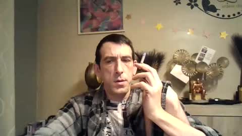 Snapshot of dreamguy38 chatting on January 3, 5:50 am dreamguy38 online show from January 3, 5:50 am