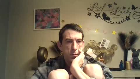 Snapshot of dreamguy38 chatting on January 11, 4:27 am dreamguy38 online show from January 11, 4:27 am