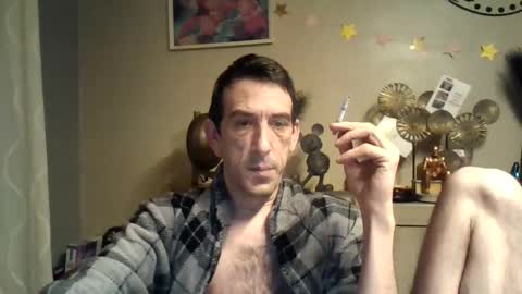 Snapshot of dreamguy38 chatting on January 19, 4:54 am dreamguy38 online show from January 19, 4:54 am