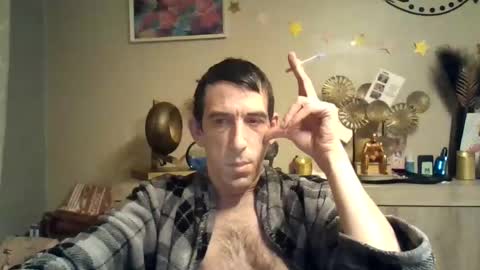 Snapshot of dreamguy38 chatting on January 25, 6:01 am dreamguy38 online show from January 25, 6:01 am