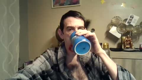 Snapshot of dreamguy38 chatting on January 29, 4:36 am dreamguy38 online show from January 29, 4:36 am