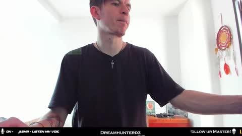 Your lord. - ONLINE  1500 Pm to 2100 Pm - New York Hour online show from October 19, 7:03 pm