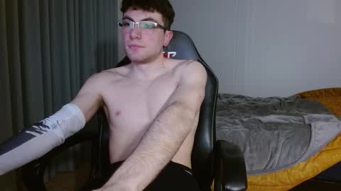 DreamBoy online show from March 16, 12:06 am