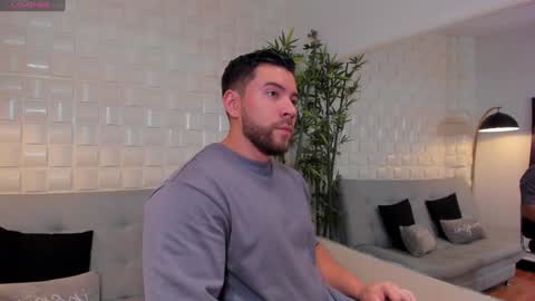 cris online show from December 20, 12:08 am