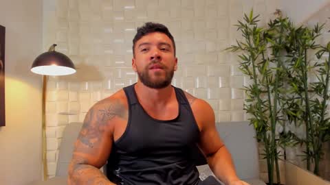 cris online show from January 29, 2:19 am