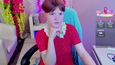 Snapshot of dreammyluna chatting on September 14, 8:41 pm Luna online show from September 14, 8:41 pm