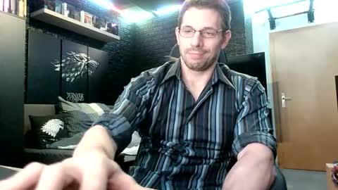 Snapshot of dreamwallker chatting on September 13, 6:08 pm Ioannes Paulus the 2nd online show from September 13, 6:08 pm
