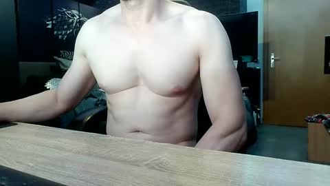 Snapshot of dreamwallker chatting on October 19, 11:22 am Ioannes Paulus the 2nd online show from October 19, 11:22 am