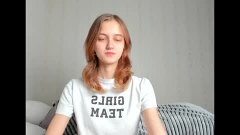 Snapshot of dreamy_pollyyy chatting on November 9, 6:39 pm dreamy_pollyyy online show from November 9, 6:39 pm