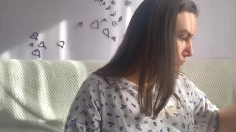 Snapshot of dreamyblushfairy chatting on March 5, 8:10 am Mila online show from March 5, 8:10 am