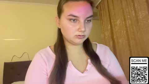 Snapshot of dreamyblushfairy chatting on October 2, 3:19 pm Mila online show from October 2, 3:19 pm
