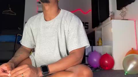 Snapshot of dreamybullxxx chatting on February 18, 3:31 am Dreamy online show from February 18, 3:31 am