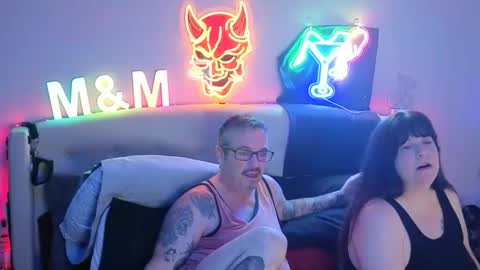 Snapshot of dreamycouple01 chatting on May 21, 4:41 am DreamyCouple01 online show from May 21, 4:41 am