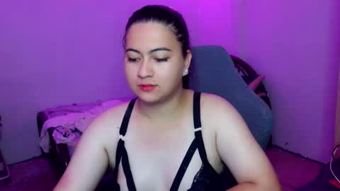 dreamycreamyst online show from April 28, 12:53 am