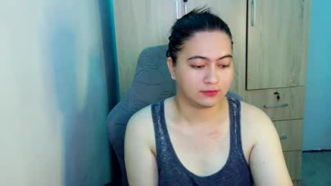 Snapshot of dreamycreamyst chatting on June 30, 4:46 am dreamycreamyst online show from June 30, 4:46 am