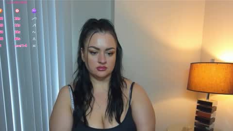 dreamyhousewife1 online show from October 29, 3:47 pm