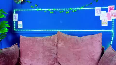 Snapshot of dreamymilka chatting on November 30, 5:00 am dreamymilka online show from November 30, 5:00 am