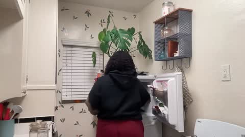 Snapshot of dreamyriri chatting on December 11, 4:07 am RIRI OR DREAMY online show from December 11, 4:07 am