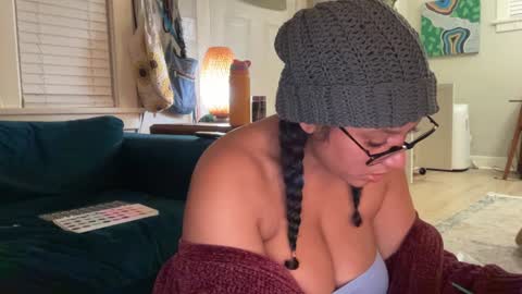 Snapshot of dreamyriri chatting on January 26, 2:35 am RIRI OR DREAMY online show from January 26, 2:35 am