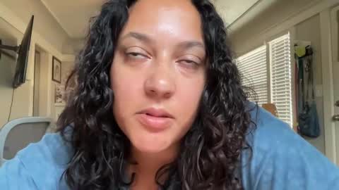 Snapshot of dreamyriri chatting on September 17, 3:14 pm RIRI OR DREAMY online show from September 17, 3:14 pm