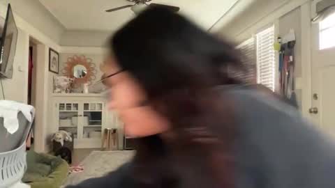 Snapshot of dreamyriri chatting on October 15, 5:02 pm RIRI OR DREAMY online show from October 15, 5:02 pm