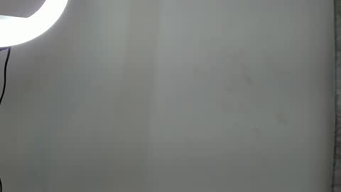 Snapshot of drekev_ chatting on December 4, 4:54 am Kevin online show from December 4, 4:54 am