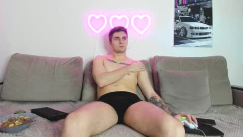 driftforlife online show from December 19, 1:29 pm