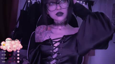 Tara  Sonny online show from February 9, 6:45 pm