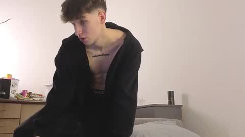 Mark online show from January 12, 2:44 pm