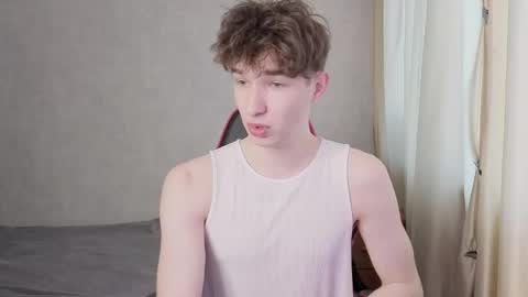 Mark online show from May 8, 1:49 pm
