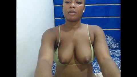 Snapshot of dripandobey chatting on October 5, 8:29 pm Linda online show from October 5, 8:29 pm