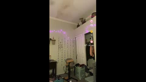 Drippy kitty  online show from January 8, 4:37 am