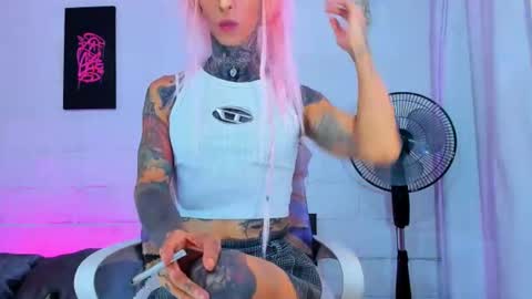 drippyorlove online show from July 9, 6:56 pm
