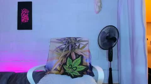 drippyorlove online show from July 16, 8:26 pm