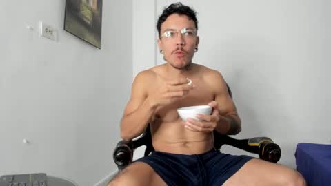 Snapshot of drizsx chatting on January 23, 4:37 pm drizsx online show from January 23, 4:37 pm