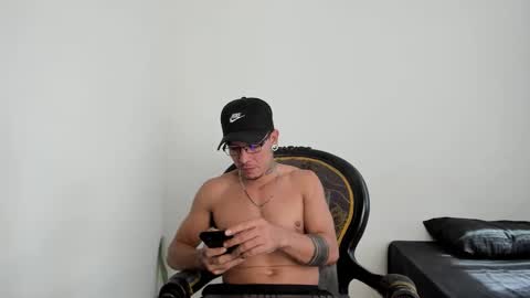 Snapshot of drizsx chatting on December 14, 6:12 pm drizsx online show from December 14, 6:12 pm